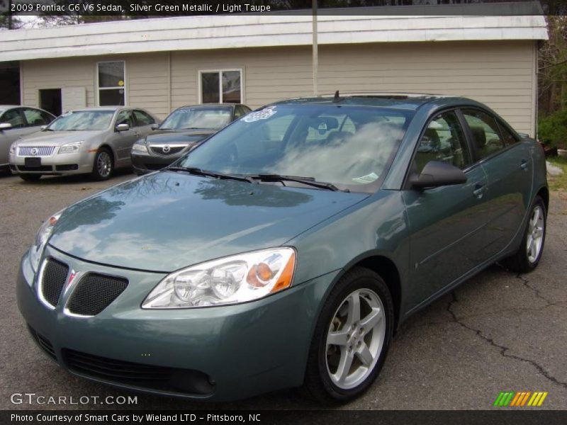 Front 3/4 View of 2009 G6 V6 Sedan
