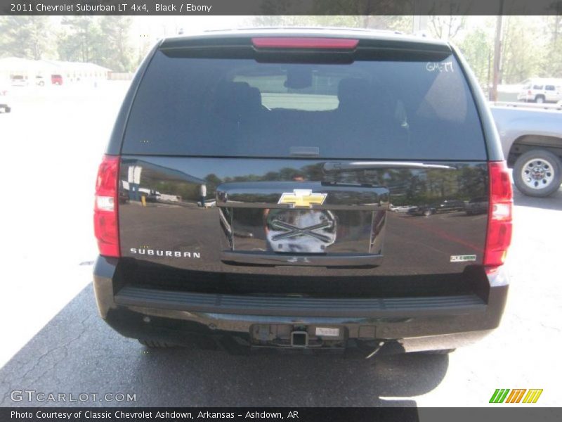Black / Ebony 2011 Chevrolet Suburban LT 4x4
