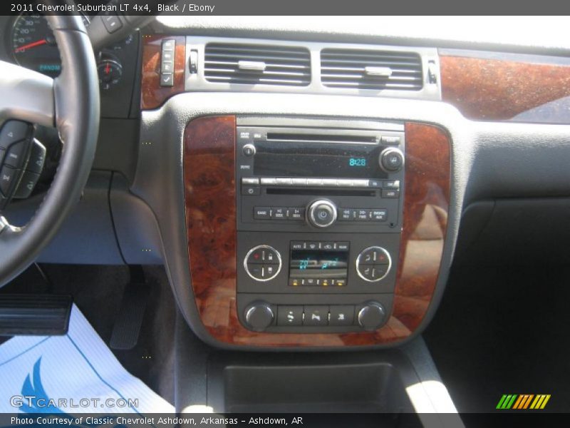 Black / Ebony 2011 Chevrolet Suburban LT 4x4