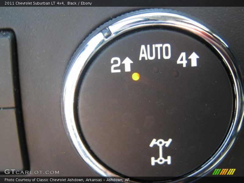 Black / Ebony 2011 Chevrolet Suburban LT 4x4