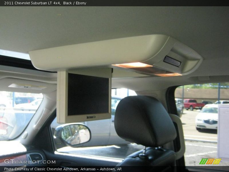 Black / Ebony 2011 Chevrolet Suburban LT 4x4