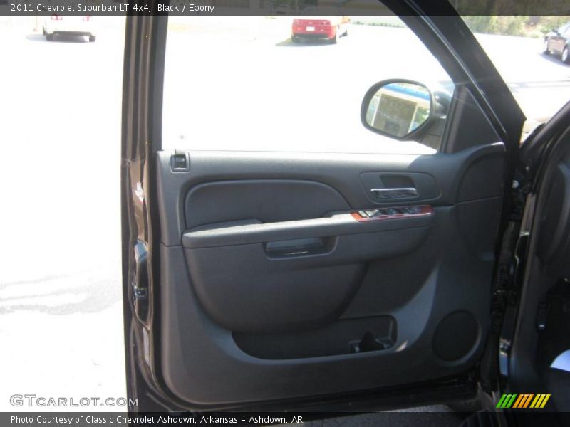 Black / Ebony 2011 Chevrolet Suburban LT 4x4