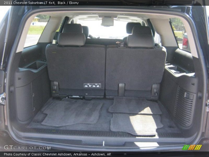 Black / Ebony 2011 Chevrolet Suburban LT 4x4