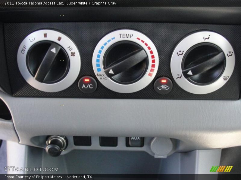 Super White / Graphite Gray 2011 Toyota Tacoma Access Cab