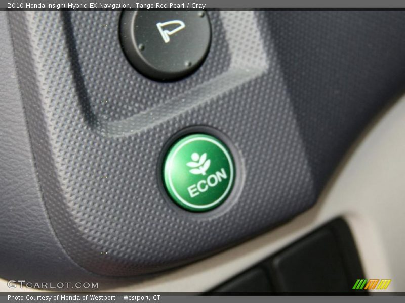 Controls of 2010 Insight Hybrid EX Navigation