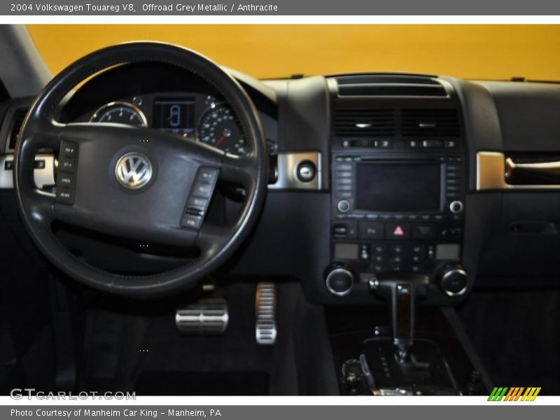 Offroad Grey Metallic / Anthracite 2004 Volkswagen Touareg V8