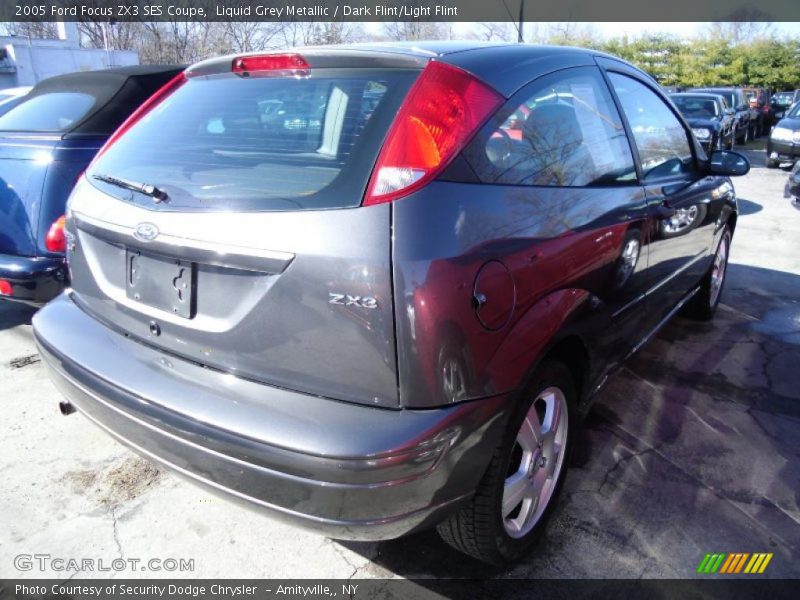 Liquid Grey Metallic / Dark Flint/Light Flint 2005 Ford Focus ZX3 SES Coupe