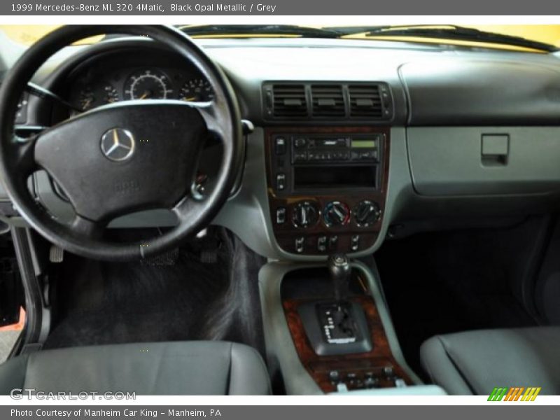 Black Opal Metallic / Grey 1999 Mercedes-Benz ML 320 4Matic