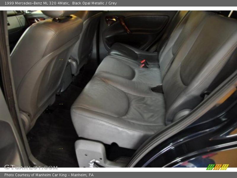 Black Opal Metallic / Grey 1999 Mercedes-Benz ML 320 4Matic