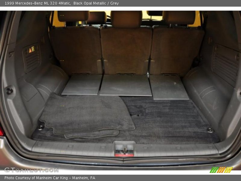 Black Opal Metallic / Grey 1999 Mercedes-Benz ML 320 4Matic