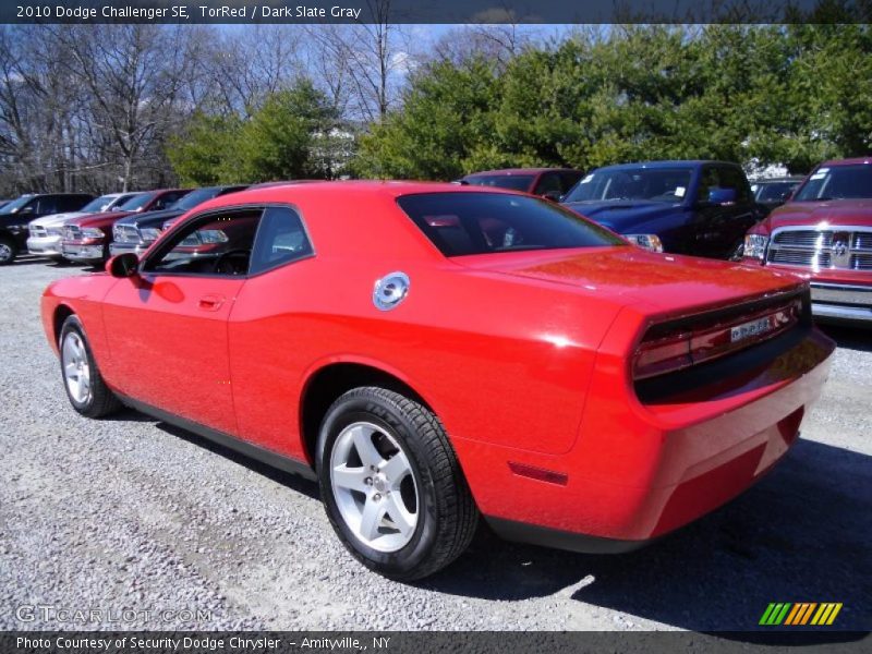 TorRed / Dark Slate Gray 2010 Dodge Challenger SE