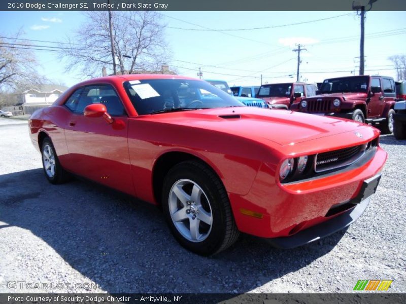 TorRed / Dark Slate Gray 2010 Dodge Challenger SE