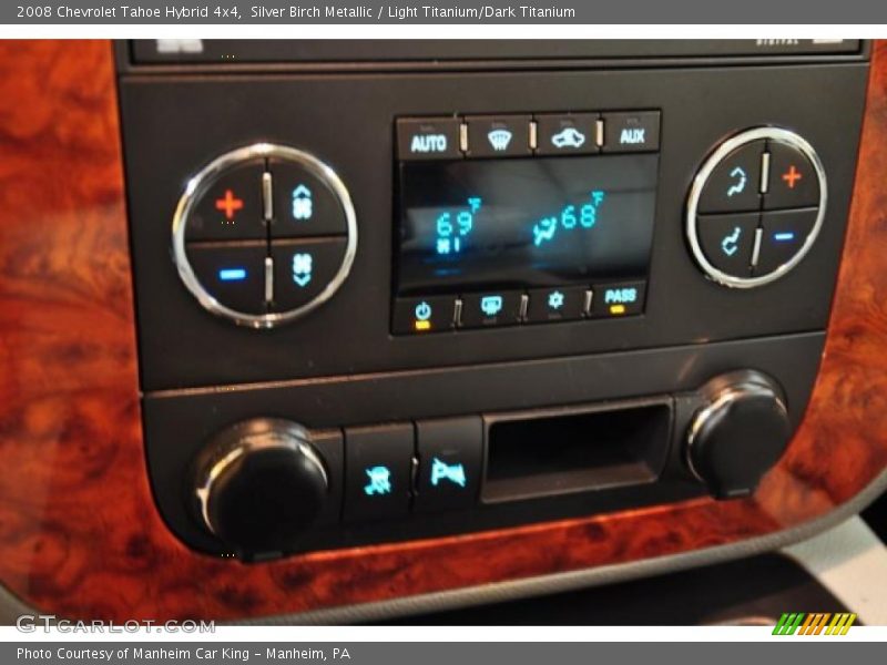 Silver Birch Metallic / Light Titanium/Dark Titanium 2008 Chevrolet Tahoe Hybrid 4x4