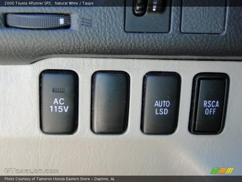 Natural White / Taupe 2006 Toyota 4Runner SR5