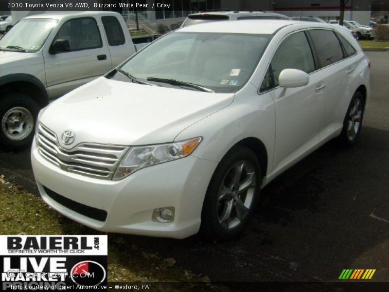 Blizzard White Pearl / Gray 2010 Toyota Venza V6 AWD