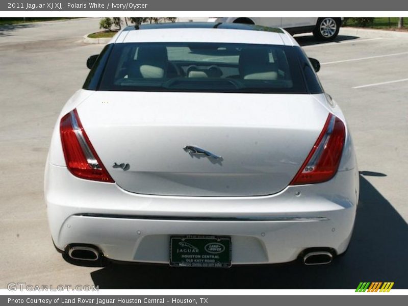 Polaris White / Ivory/Oyster 2011 Jaguar XJ XJ