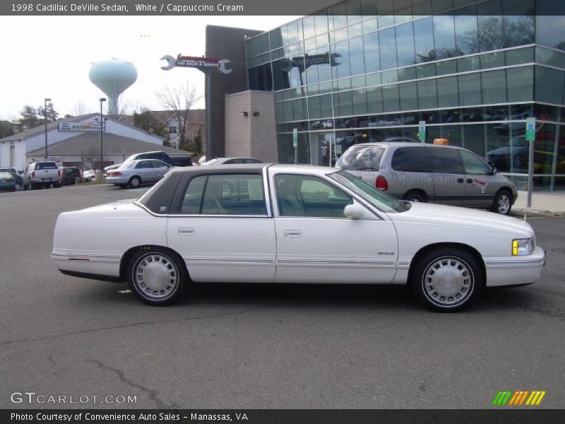 White / Cappuccino Cream 1998 Cadillac DeVille Sedan