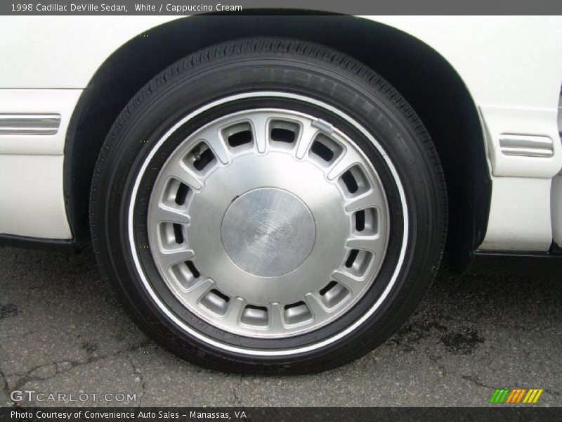 White / Cappuccino Cream 1998 Cadillac DeVille Sedan