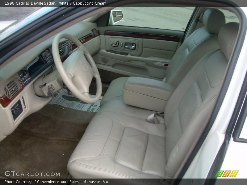 White / Cappuccino Cream 1998 Cadillac DeVille Sedan