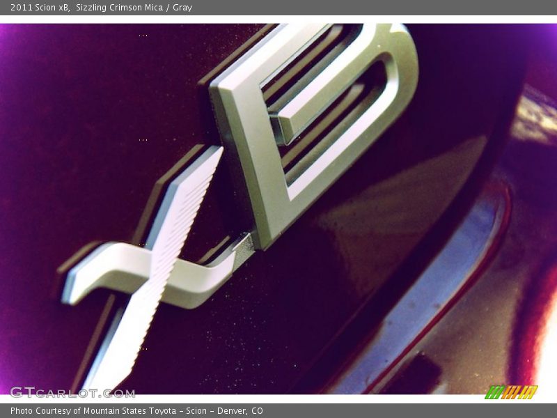 Sizzling Crimson Mica / Gray 2011 Scion xB