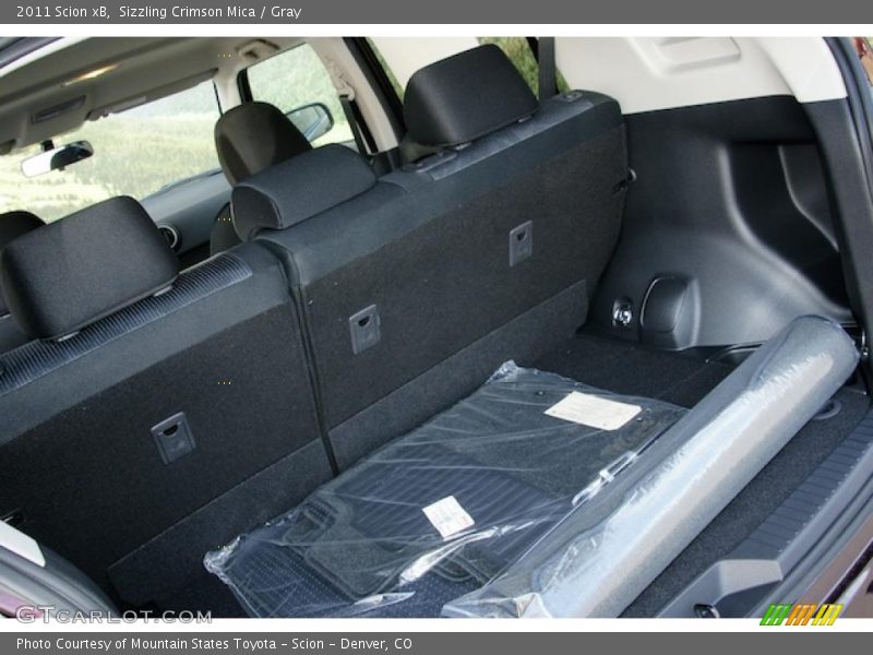 Sizzling Crimson Mica / Gray 2011 Scion xB