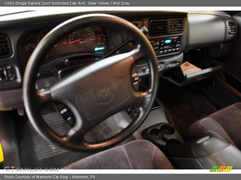 Solar Yellow / Mist Gray 2000 Dodge Dakota Sport Extended Cab 4x4
