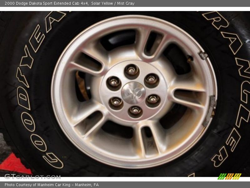 Solar Yellow / Mist Gray 2000 Dodge Dakota Sport Extended Cab 4x4