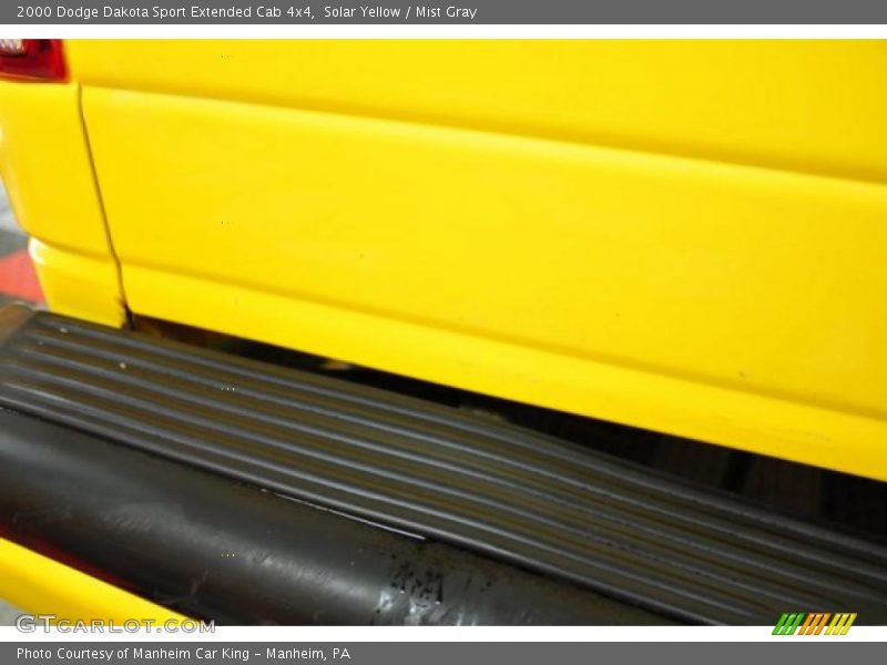 Solar Yellow / Mist Gray 2000 Dodge Dakota Sport Extended Cab 4x4