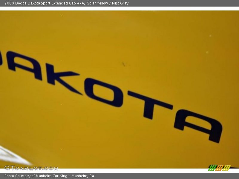 Solar Yellow / Mist Gray 2000 Dodge Dakota Sport Extended Cab 4x4