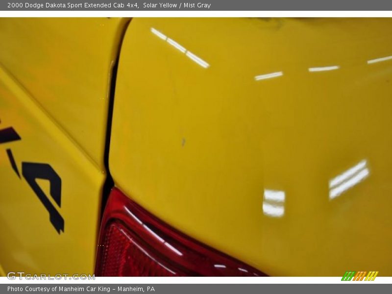 Solar Yellow / Mist Gray 2000 Dodge Dakota Sport Extended Cab 4x4