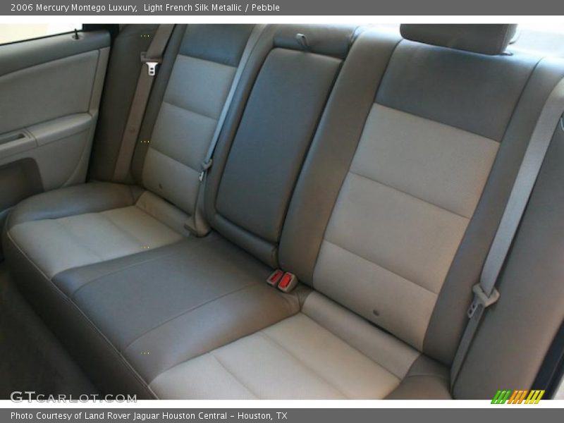  2006 Montego Luxury Pebble Interior