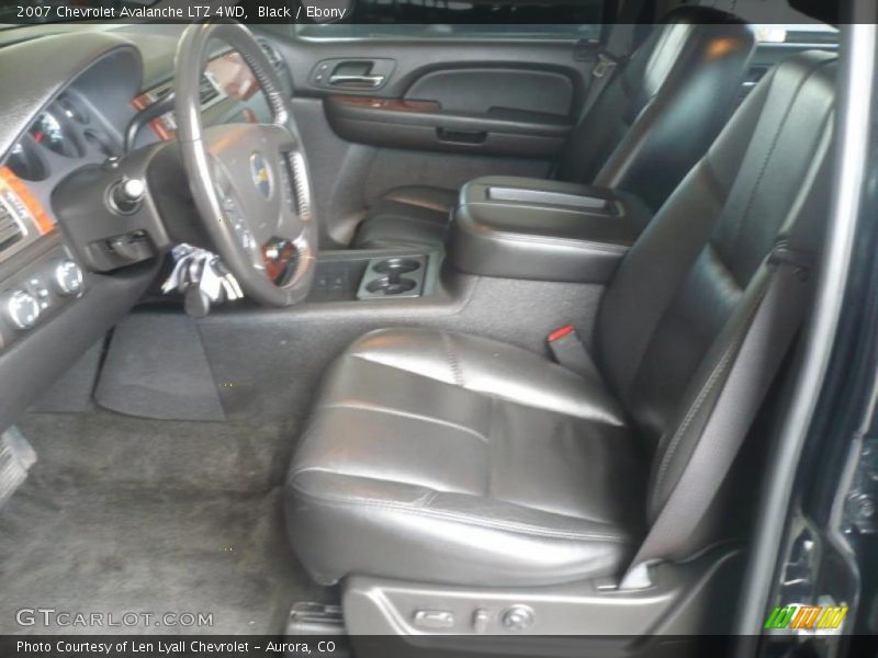 Black / Ebony 2007 Chevrolet Avalanche LTZ 4WD