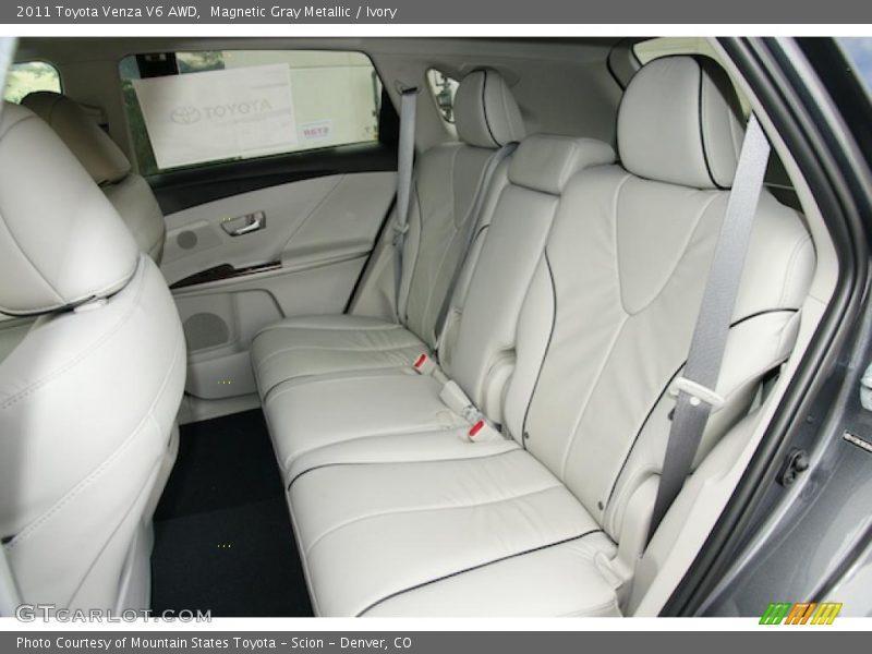 Magnetic Gray Metallic / Ivory 2011 Toyota Venza V6 AWD