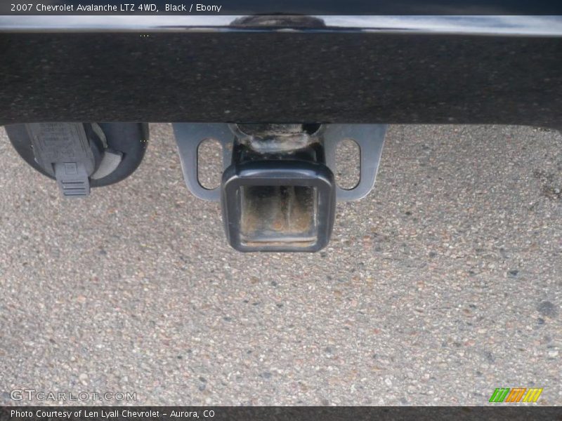 Black / Ebony 2007 Chevrolet Avalanche LTZ 4WD