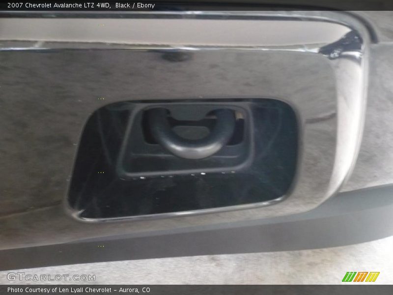 Black / Ebony 2007 Chevrolet Avalanche LTZ 4WD
