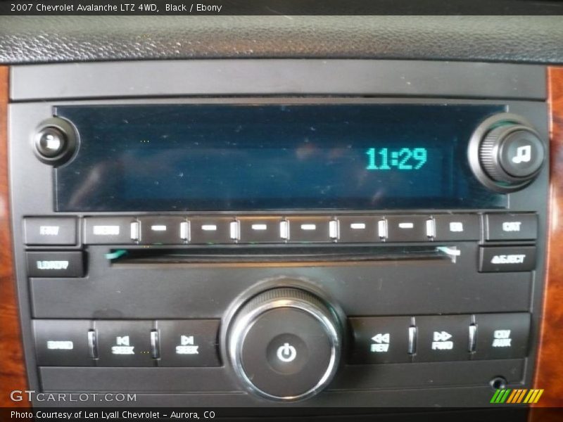 Black / Ebony 2007 Chevrolet Avalanche LTZ 4WD