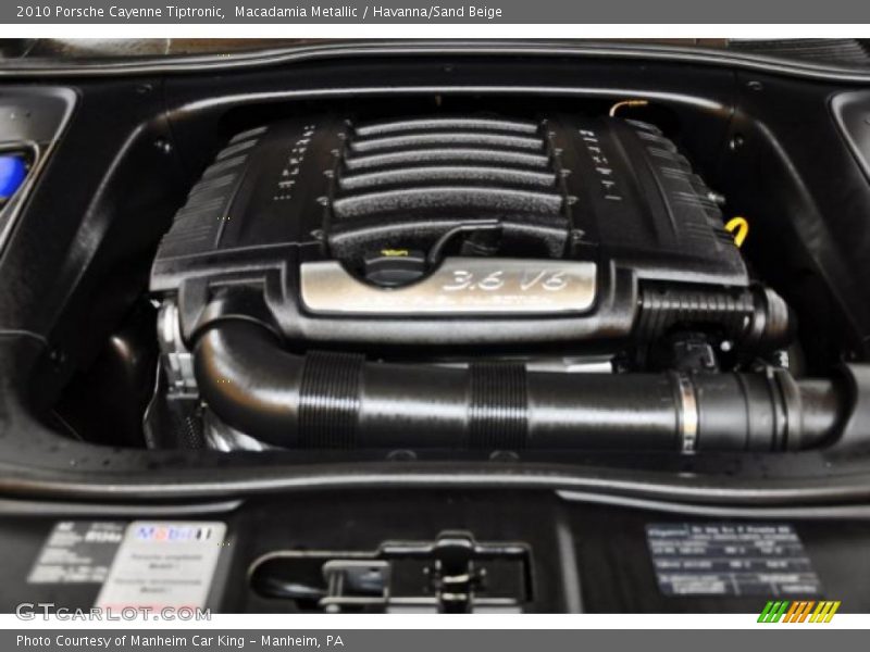 Macadamia Metallic / Havanna/Sand Beige 2010 Porsche Cayenne Tiptronic