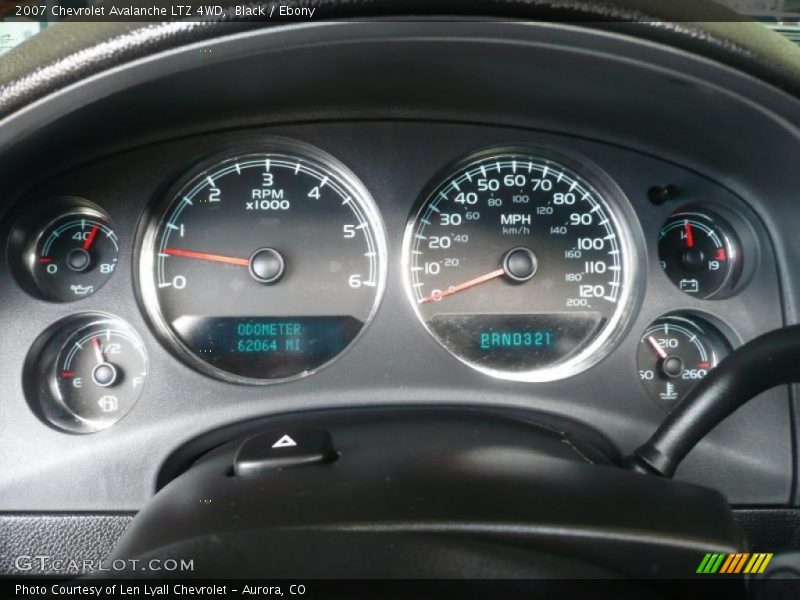 Black / Ebony 2007 Chevrolet Avalanche LTZ 4WD