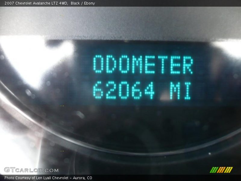 Black / Ebony 2007 Chevrolet Avalanche LTZ 4WD