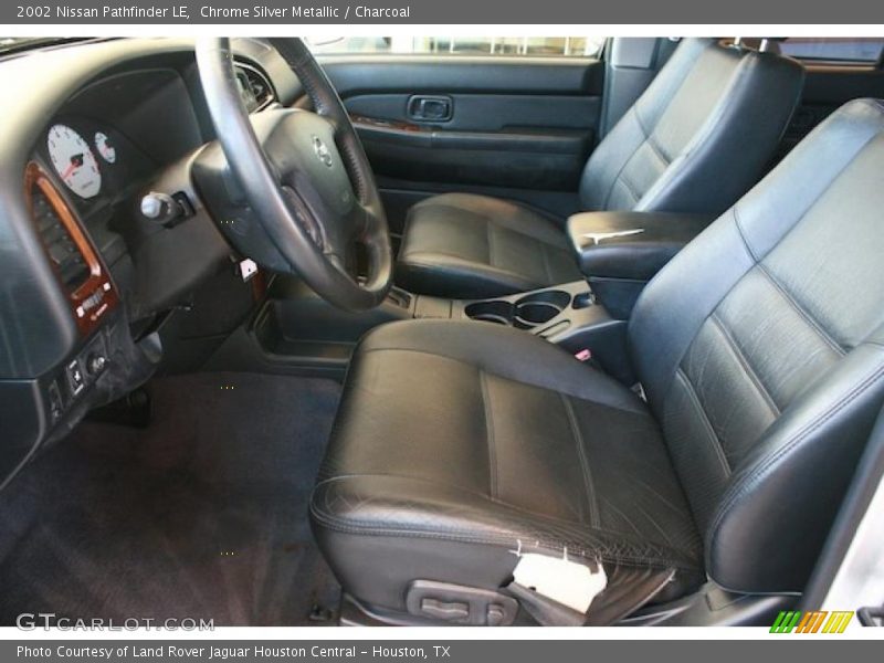 Chrome Silver Metallic / Charcoal 2002 Nissan Pathfinder LE