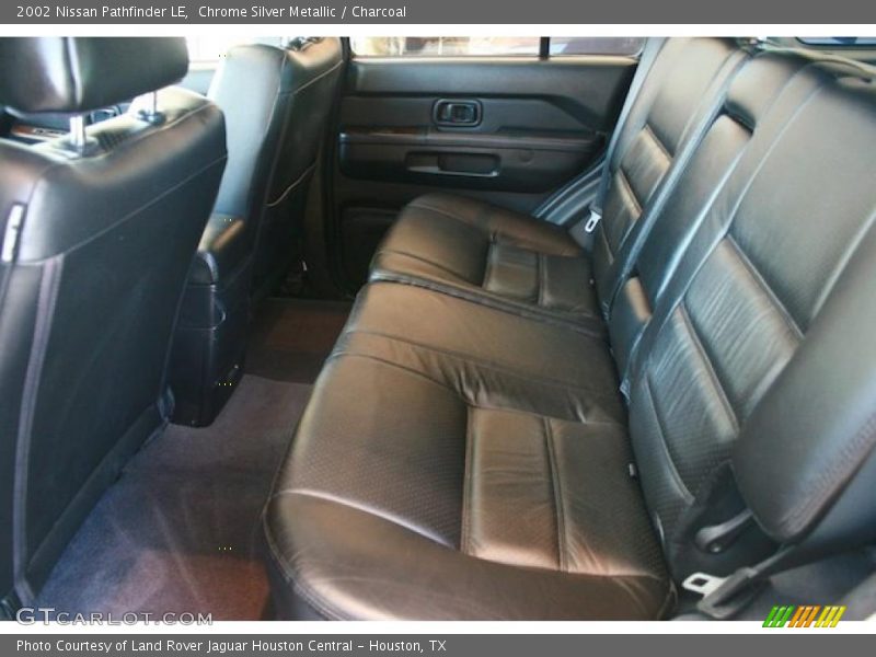Chrome Silver Metallic / Charcoal 2002 Nissan Pathfinder LE