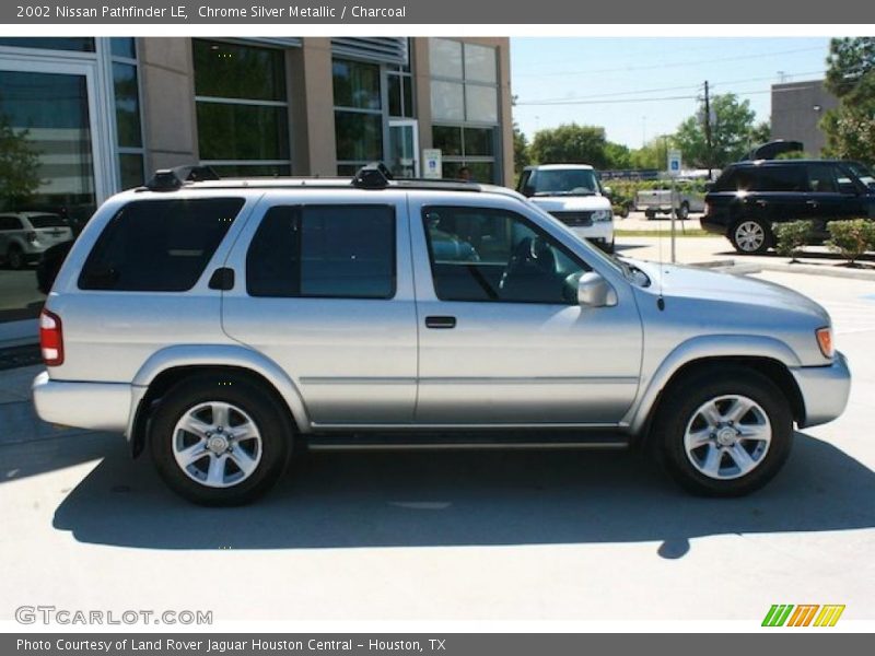 Chrome Silver Metallic / Charcoal 2002 Nissan Pathfinder LE