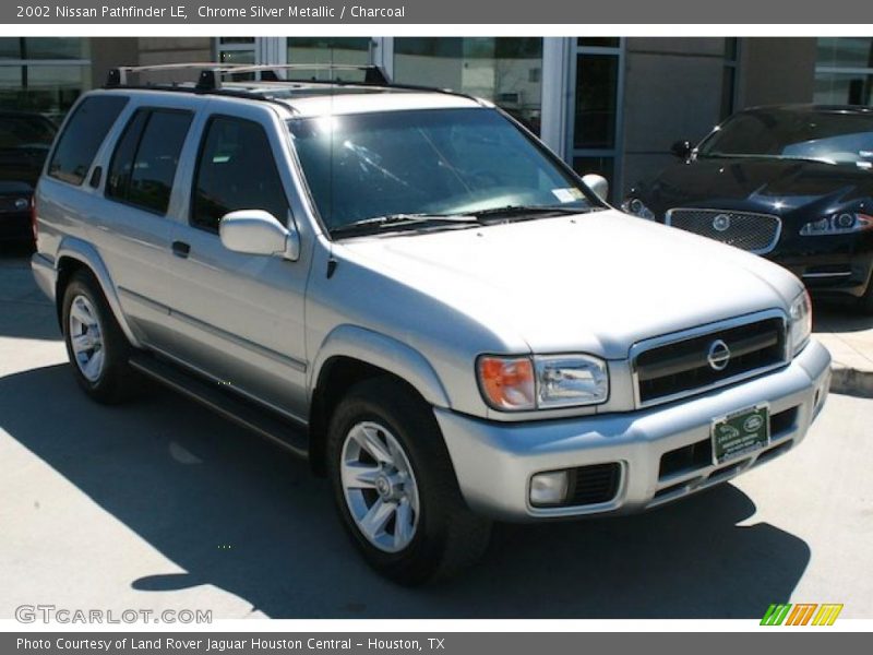 Chrome Silver Metallic / Charcoal 2002 Nissan Pathfinder LE