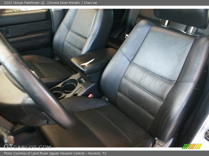 Chrome Silver Metallic / Charcoal 2002 Nissan Pathfinder LE