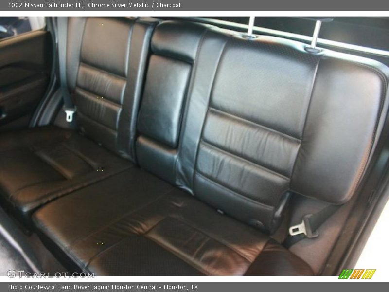 Chrome Silver Metallic / Charcoal 2002 Nissan Pathfinder LE