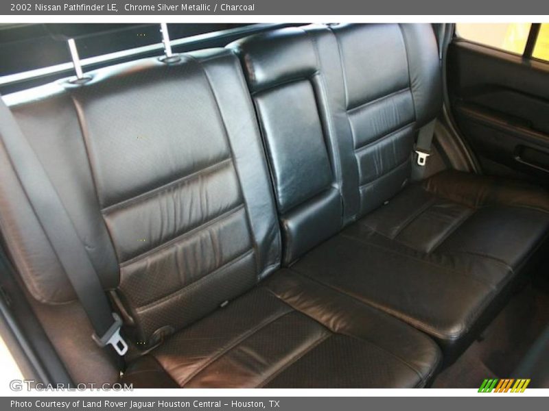 Chrome Silver Metallic / Charcoal 2002 Nissan Pathfinder LE