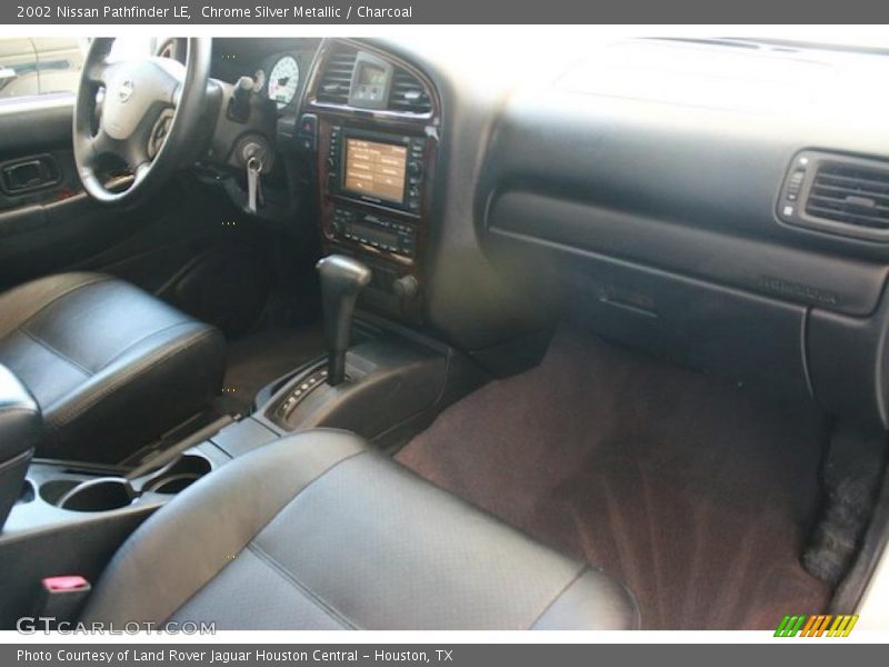 Chrome Silver Metallic / Charcoal 2002 Nissan Pathfinder LE