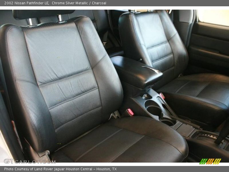 Chrome Silver Metallic / Charcoal 2002 Nissan Pathfinder LE