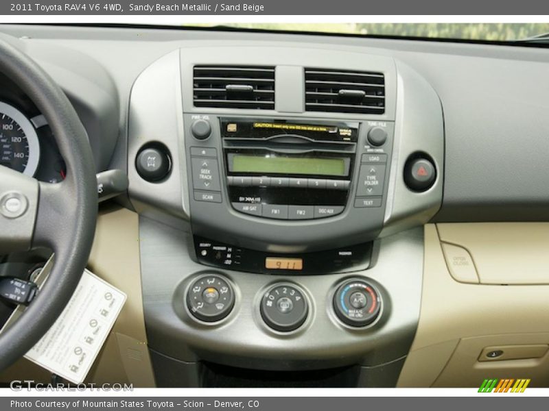Controls of 2011 RAV4 V6 4WD
