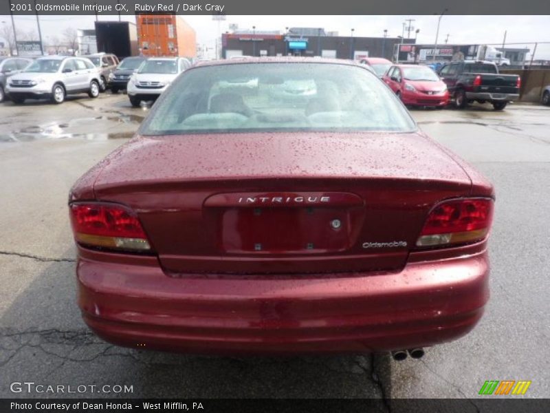 Ruby Red / Dark Gray 2001 Oldsmobile Intrigue GX